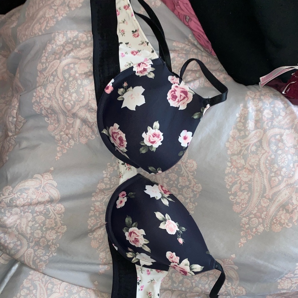 PINK bra